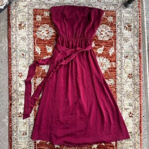 silence+noise Strapless Red Satin Dress (Urban
Outfitters)